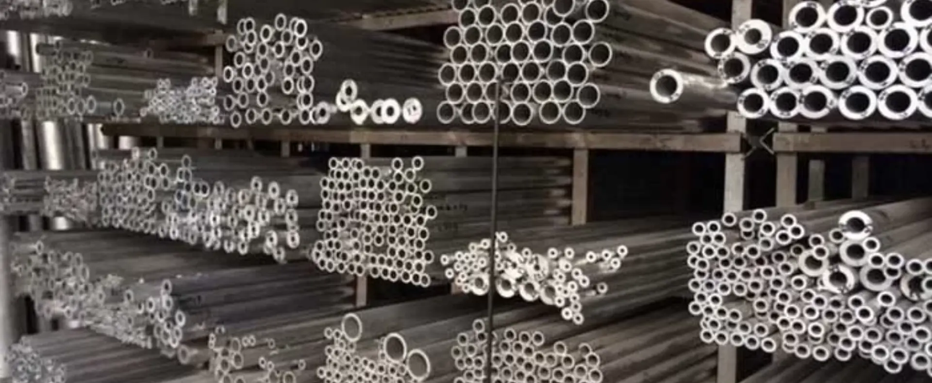 Aluminum Tube 6082, 5083, 5086, 5052 ,6063, 7075, 1100 Pipe